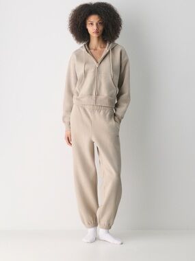 Aritzia TNA Cozy Sweatfleece Mega Jogger
